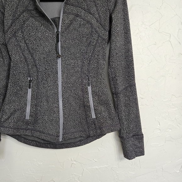 Lululemon Gray Speckled Define Jacket - Picture 4 of 14